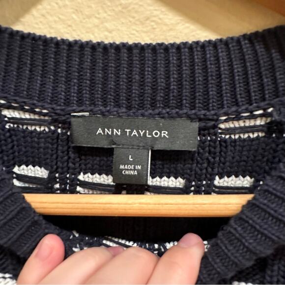 Ann Taylor Navy Blue White Checker Short Sleeve Knit Sweater Top Large - Picture 5 of 7